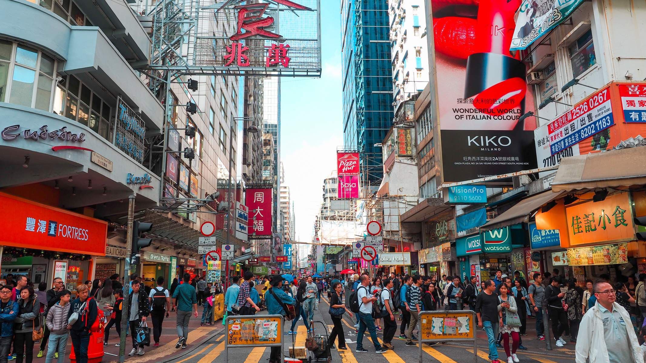 Hong Kong (Đại Lộ Danh Vọng - Chợ Quý Bà - Thiền Viện Chí Liên - Bảo Tàng Sáp - 01 Ngày Tự Do Hoặc Option)