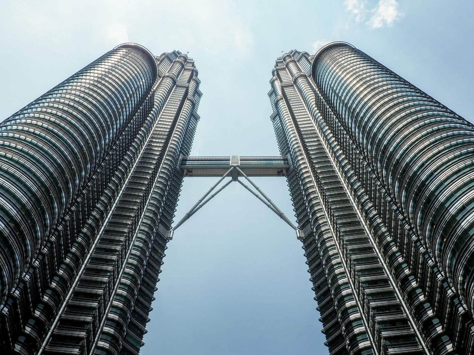 Singapore - Malaysia (Gardens By The Bay - Flower Dome - Cloud Forest - Singapore Oceanarium - Wings Of Time - Malacca - Động Batu - Kualalumpur City)