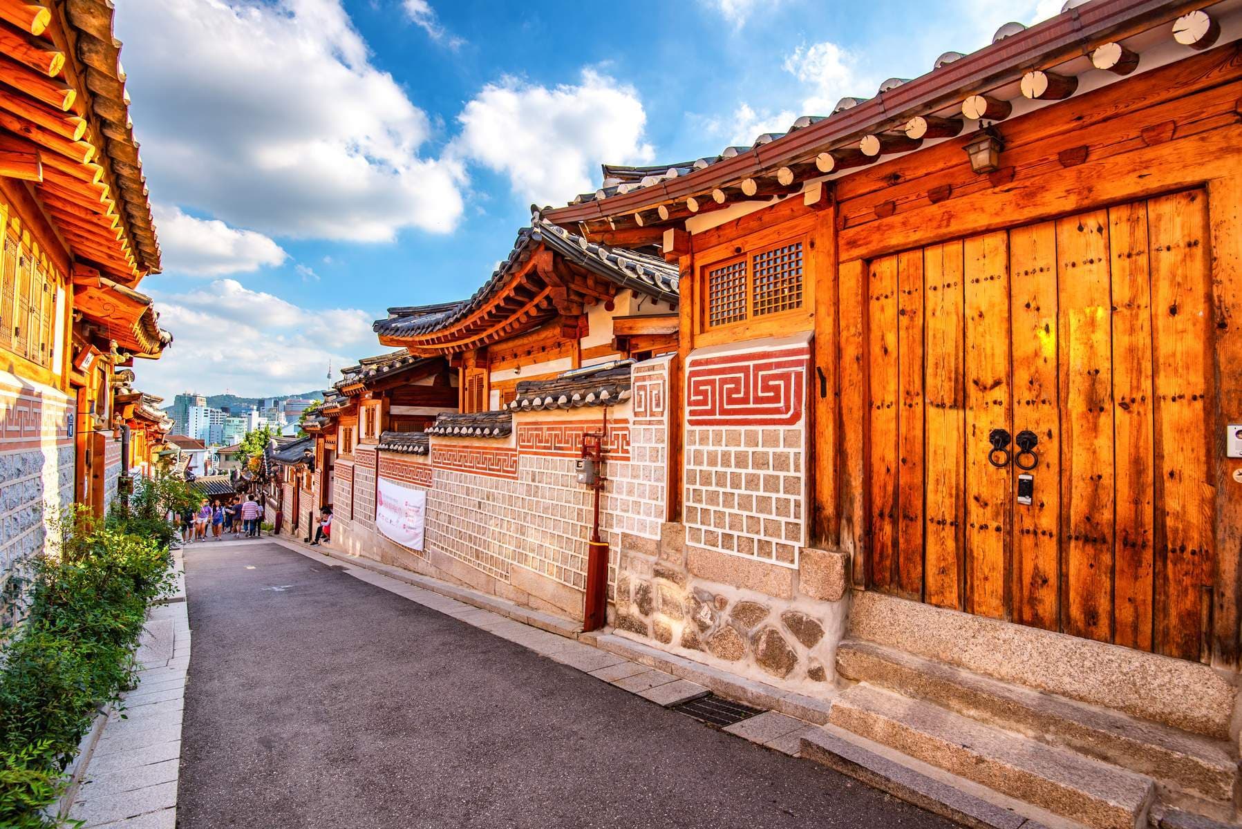 Hàn Quốc (Seoul – Đảo Nami – Everland – Tháp Namsan) - Chiêm Ngưỡng Hoa Hồng Khoe Sắc Tại Làng Hoa Hồng Bucheon