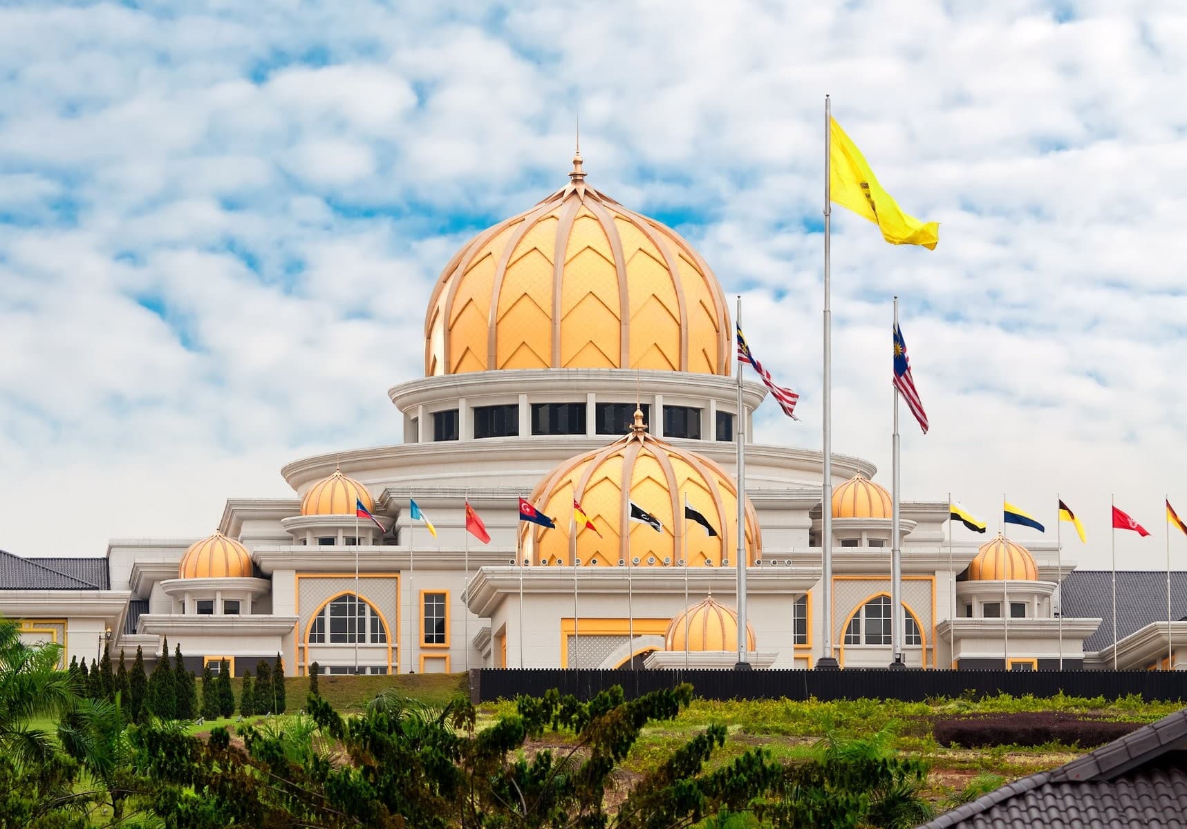Malaysia - Singapore (Kuala Lumpur - Day Tour Genting - Singapore - Gardens By The Bay)