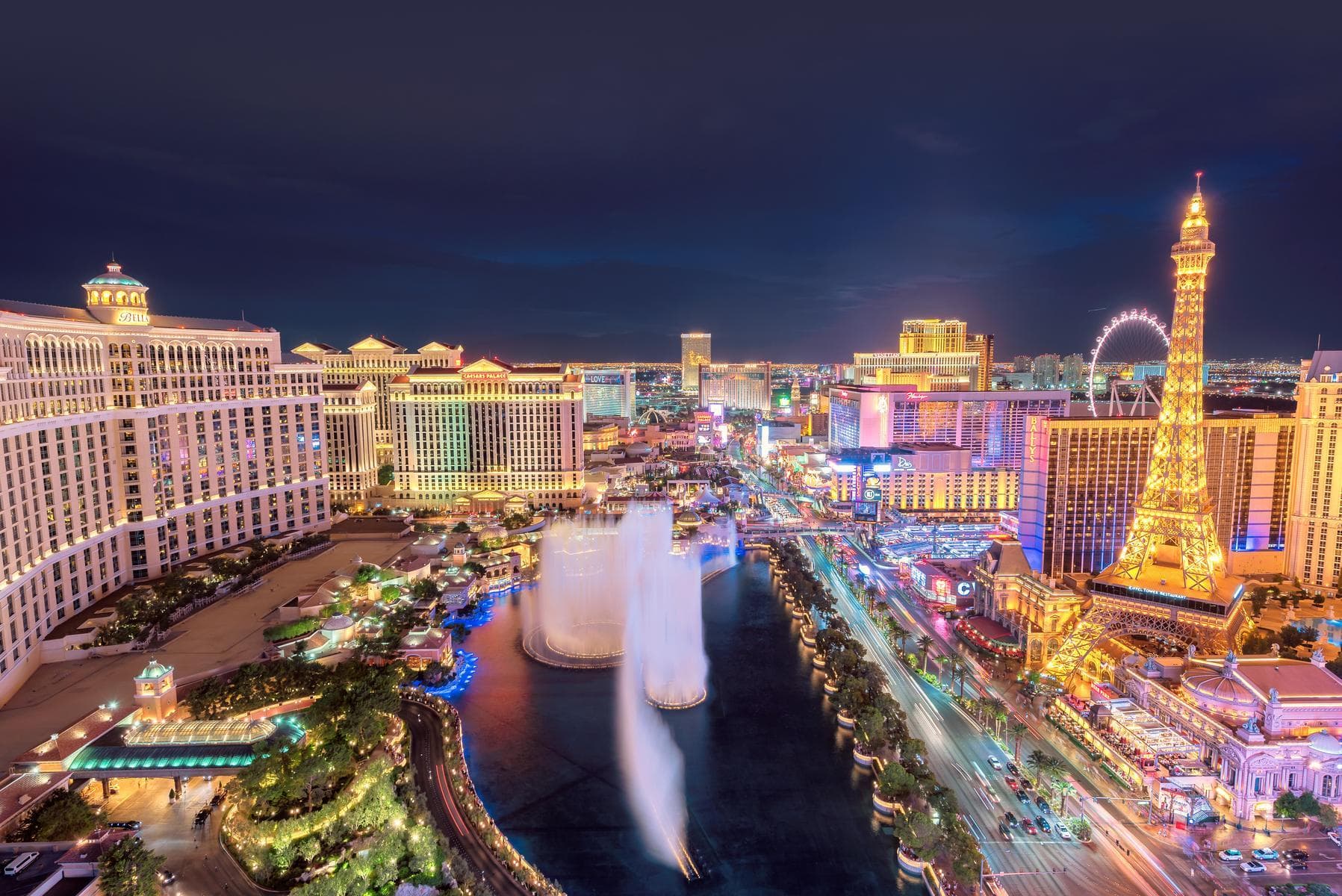 Mỹ Bờ Tây (Los Angeles - Hollywood - Universal Studios - San Diego - Las Vegas - Hoover Dam - Red Rock Canyon)