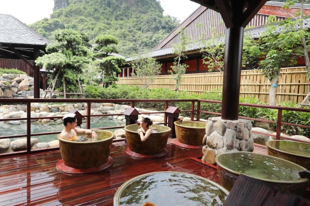 Vé Trải Nghiệm Tắm Khoáng Yoko Onsen Quang Hanh (Public Onsen)