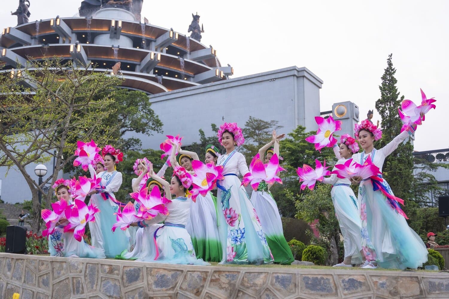 TOUR BÁO HIẾU - “Về Núi Bà – Gửi Lời Yêu Cha Mẹ” Câu chuyện tour – Hành trình của yêu Thương