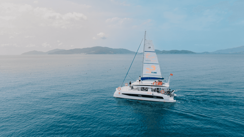 Du Thuyền Nemo Yacht - Vịnh Ninh Vân