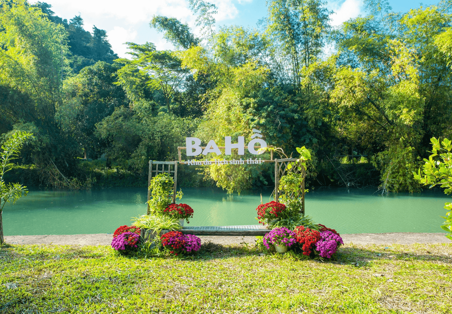Vé Khu Du Lịch Ba Hồ