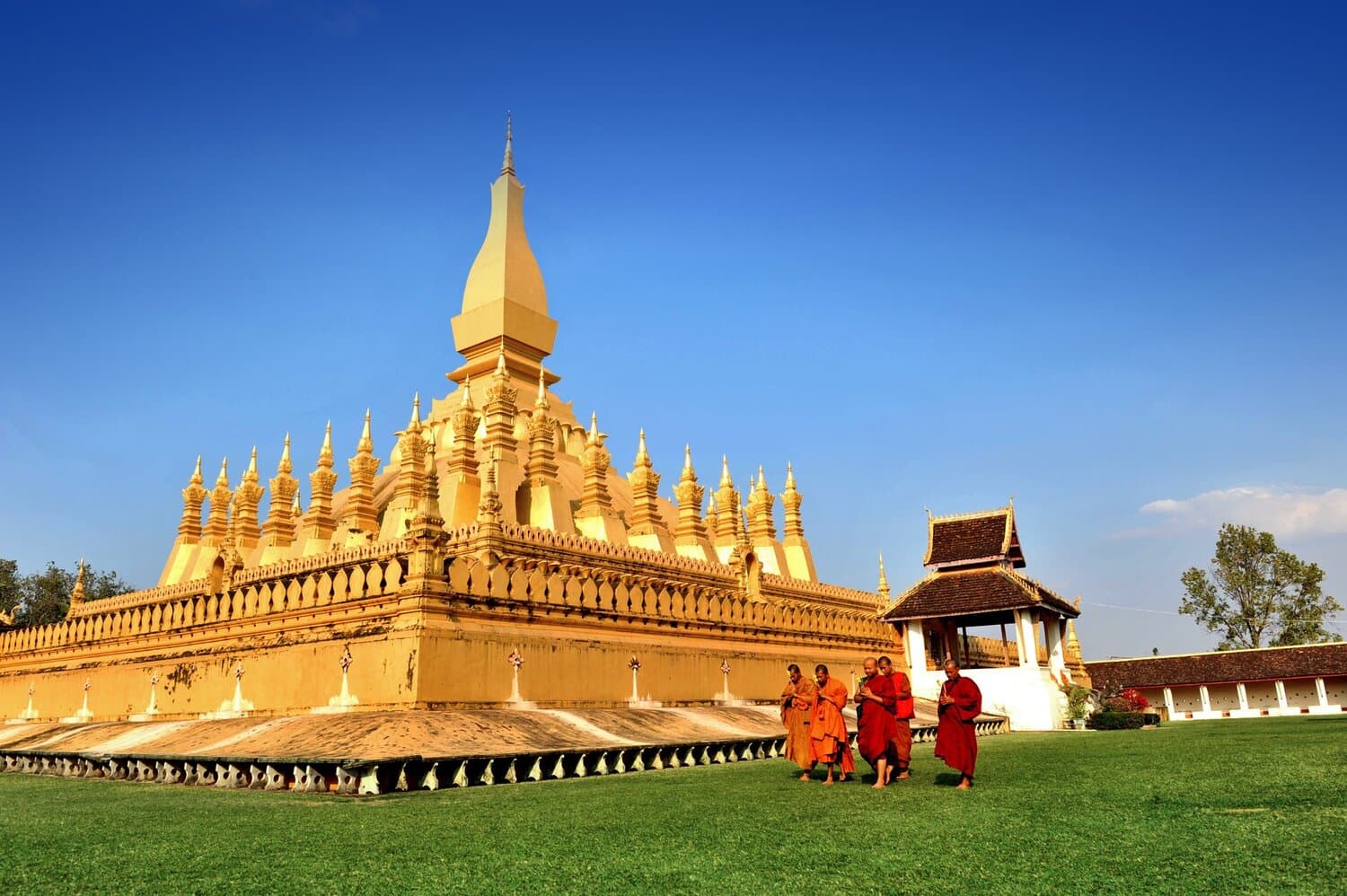 LÀO [THỦ ĐÔ VIÊNG CHĂN – THÀNH PHỐ VĂNG VIÊNG – CỐ ĐÔ LUÔNG PRABANG]