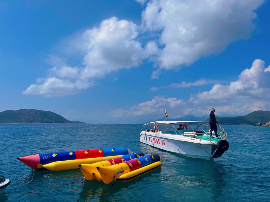 Tour Khám Phá Làng Bích Đầm - Robinson 2 Ngày 1 Đêm