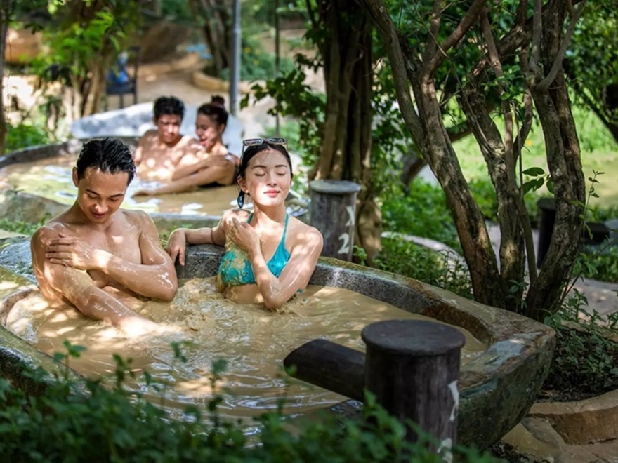 Vé Trải Nghiệm Tắm Bùn Hòn Tằm