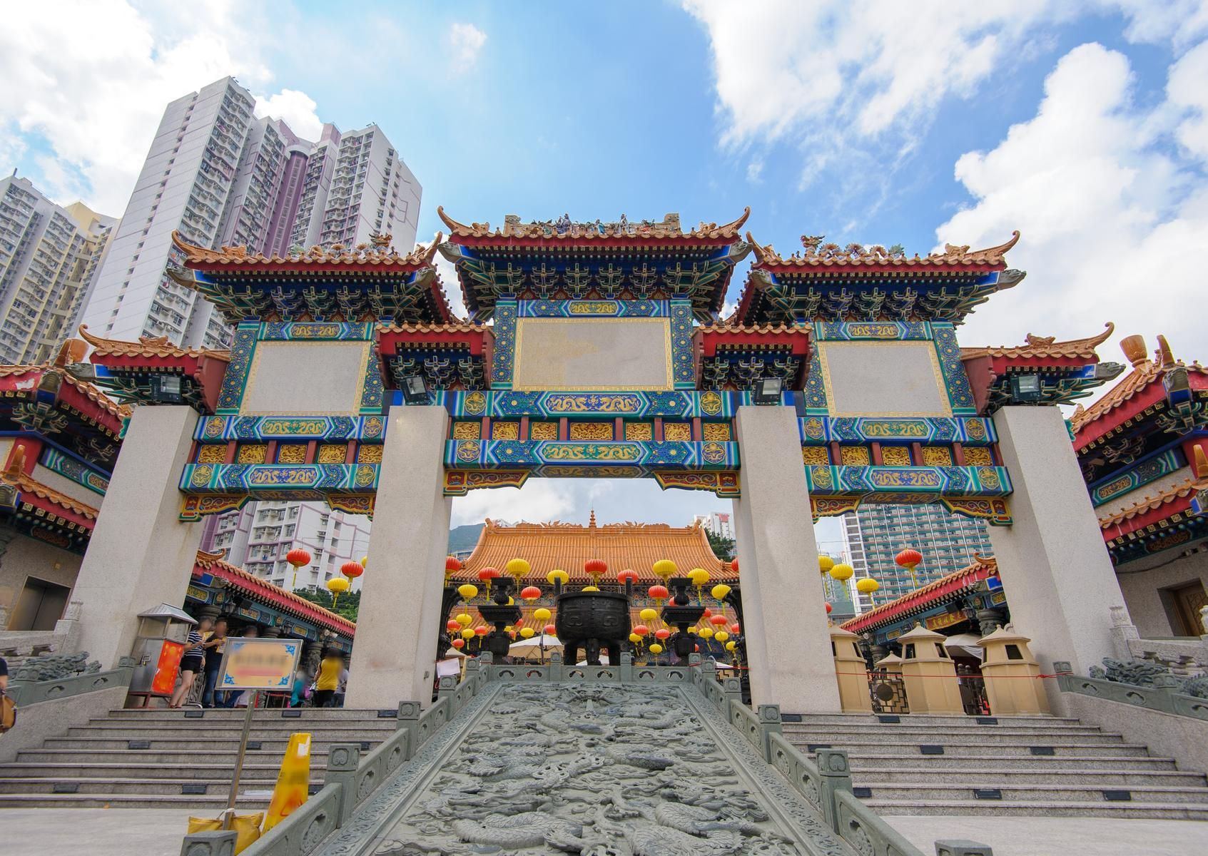 HONG KONG (Đại Lộ Danh Vọng - Chợ Quý Bà  Thiền Viện Chí Liên - Bảo Tàng Sáp - 01 Ngày Tự Do Hoặc Option Tour)