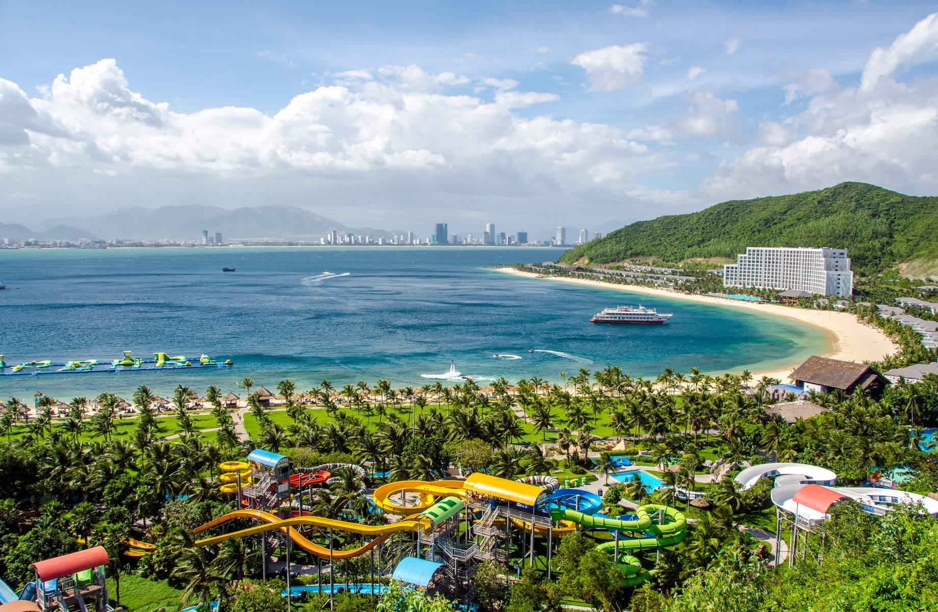 Nha Trang - Tháp Bà Ponaga - Bãi Dài – Vega City – Marina Beach Club - Chùa Long Sơn – Viện Hải Dương Học