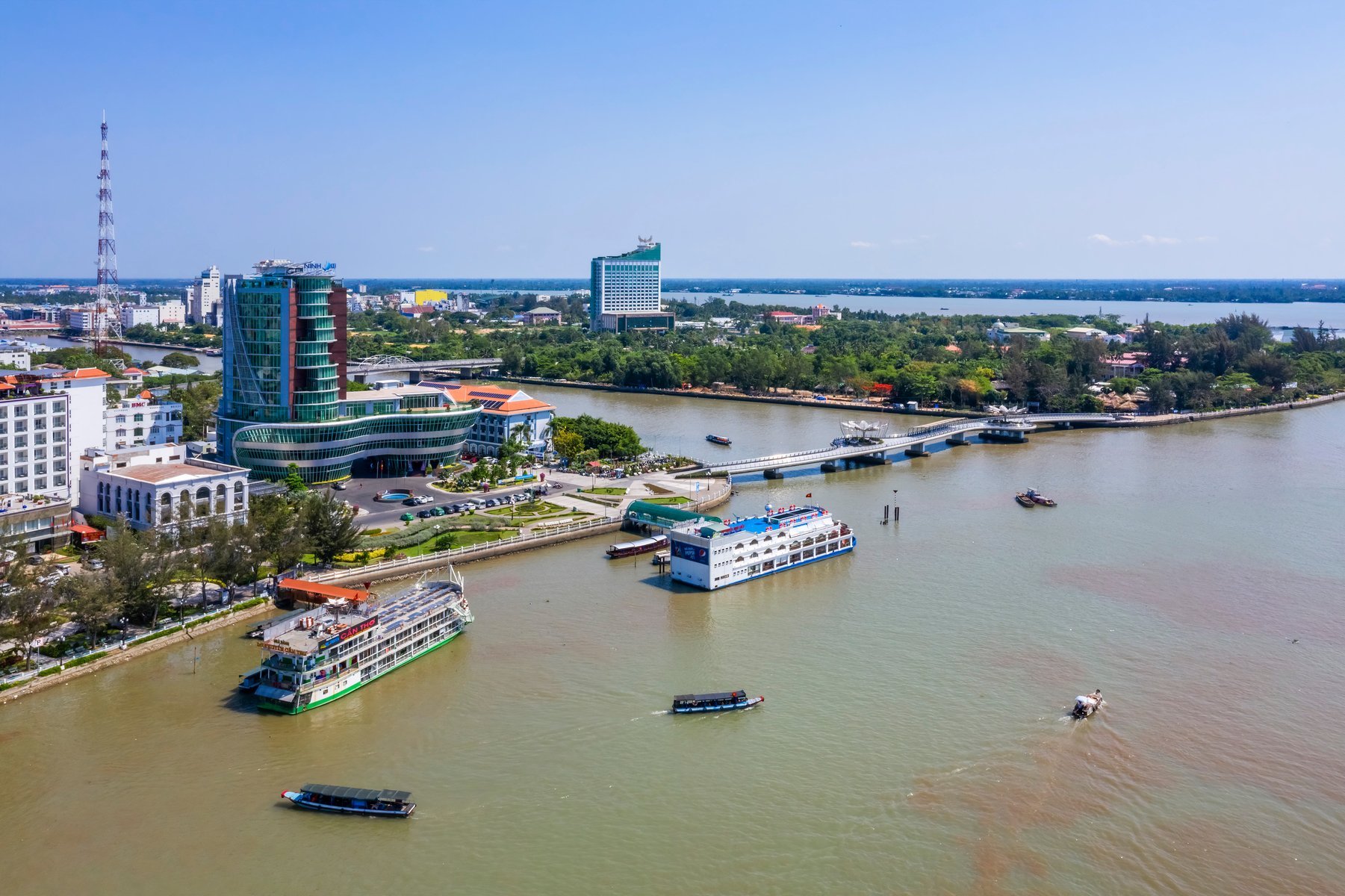 Cần Thơ - Cồn Sơn - Chợ Nổi Cái Răng - Rừng Tràm Trà Sư - Châu Đốc - Sa Đéc - Kiến An Cung