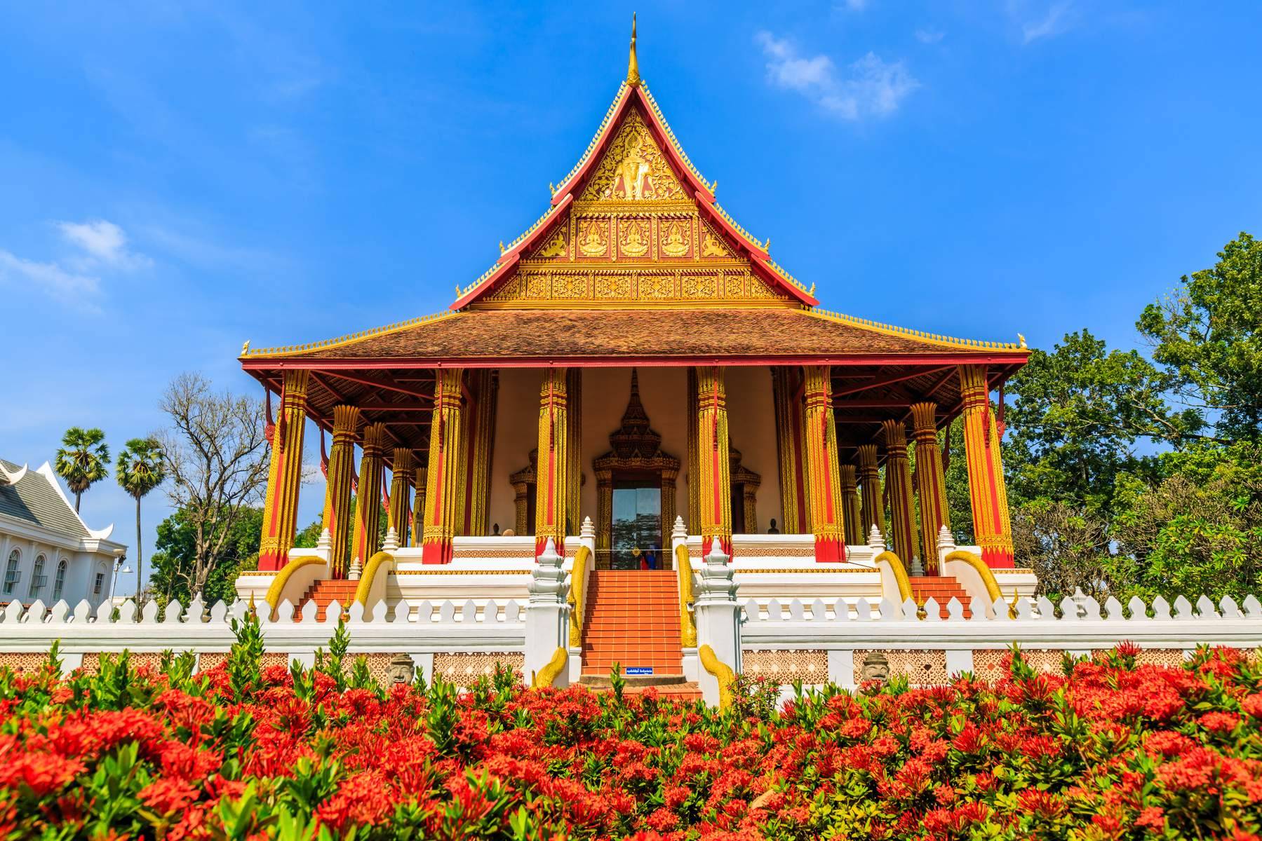 Lào [Thủ Đô Viêng Chăn – Thành Phố Văng Viêng – Cố Đô Luông Prabang]
