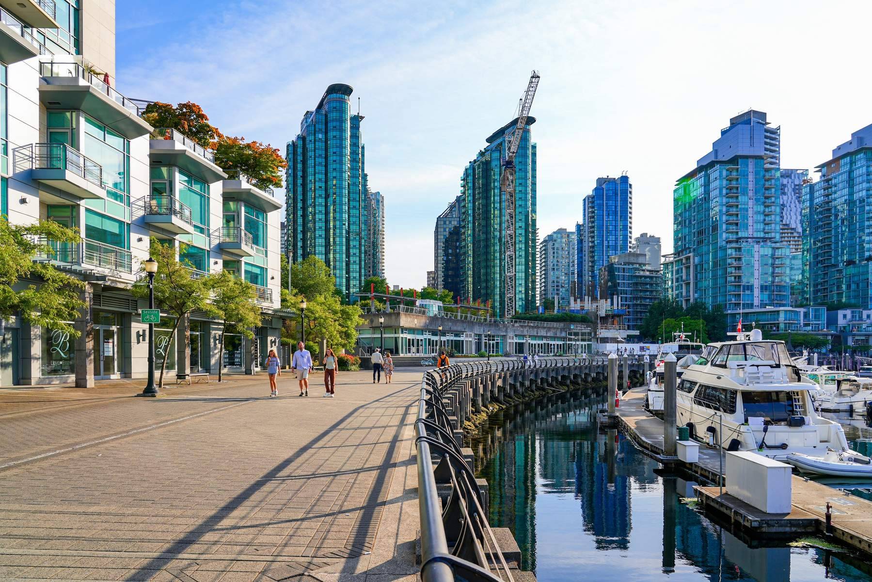Canada (Vancouver - Montreal - Quebec - Ottawa - Toronto - Niagara Falls)