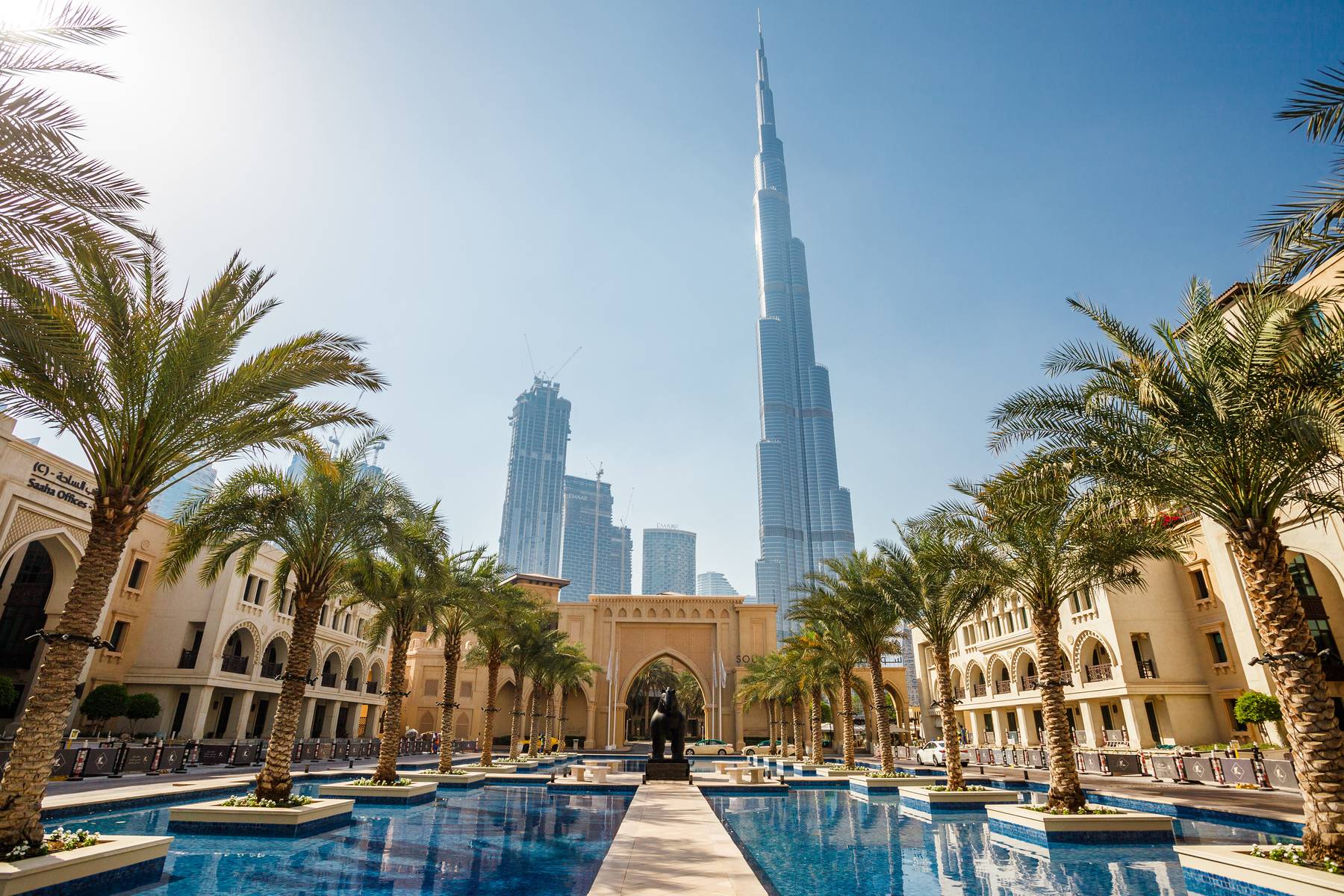 Dubai - Abu Dhabi (Toà Tháp Burj Khalifa - Sa Mạc Safari - Ski Dubai - Vườn Hoa Miracle)
