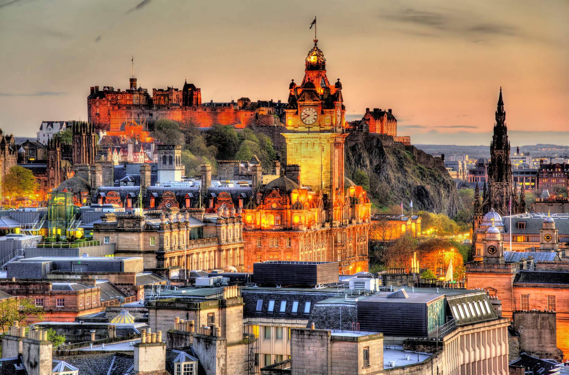 Anh - Scotland (Edinburgh - Glencoe - Inverness - Glasgow - Manchester - Liverpool - Stratford Upon Avon - Oxford - London)
