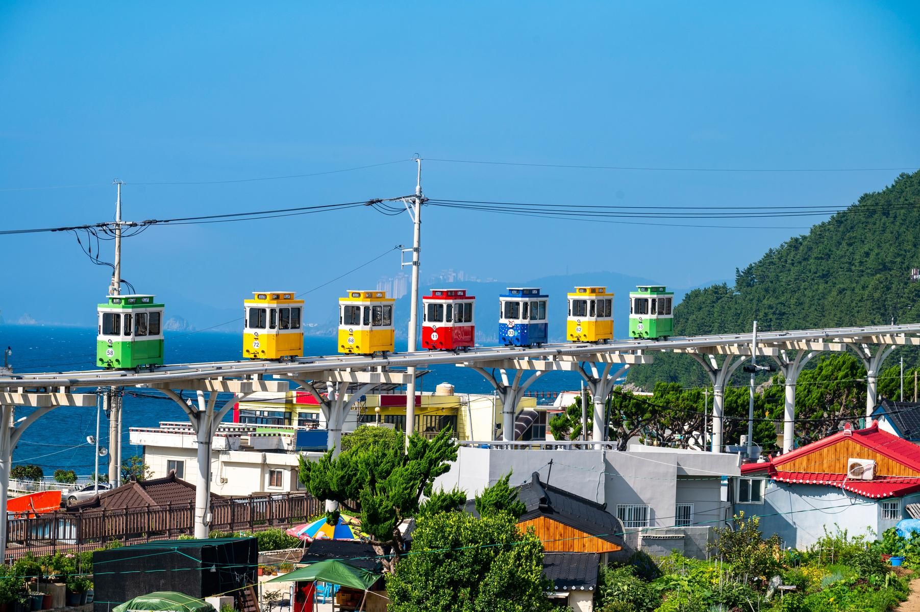 Hàn Quốc (Seoul - Busan - Trải Nghiệm Tàu Tốc Hành Ktx - Công Viên Everland - Thư Viện Starfield)