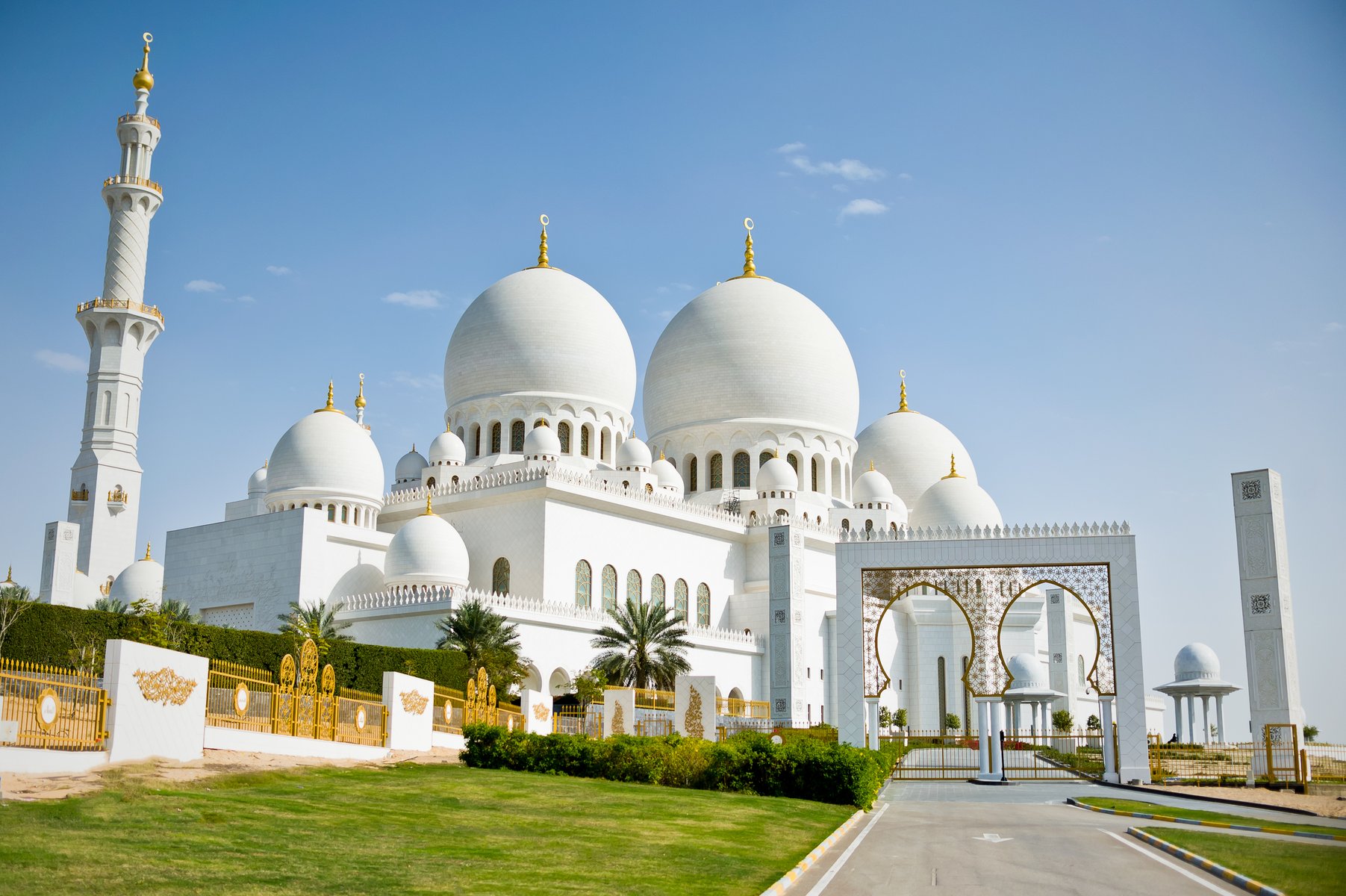Dubai - Abu Dhabi (Tòa Tháp Burj Khalifa - Vườn Hoa Miracle - Sa Mạc Safari - Dinh Tổng Thống Qasr Al Watan)