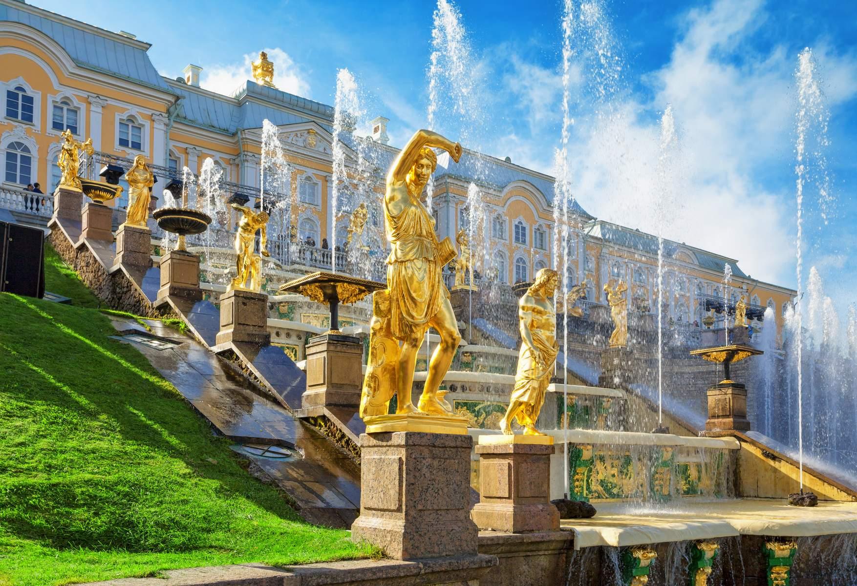 Nga (Moscow - Saint Petersburg)