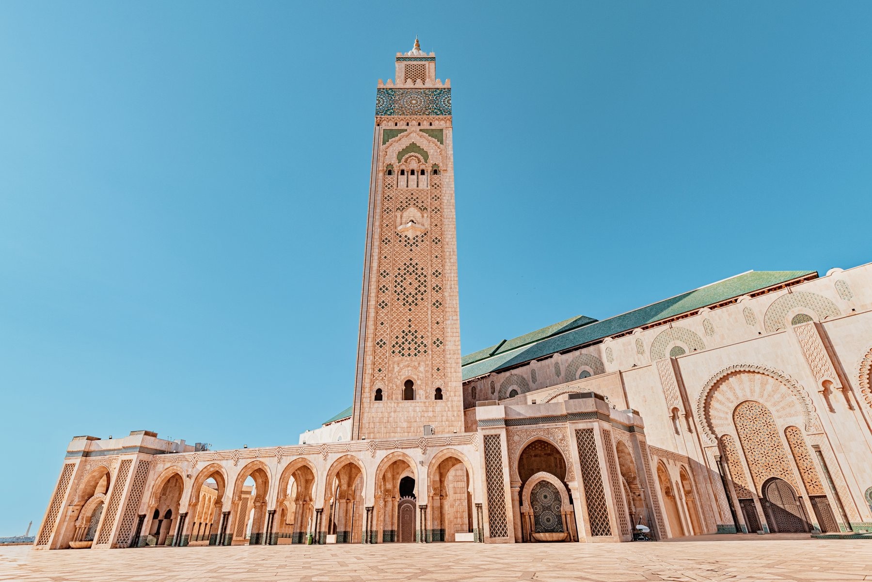 Morocco (Marrakech - Ouarzazate - Erfoud - Merzouga - Midelt - Ifrane – Fes - Chefchaouen - Rabat - Casablanca)