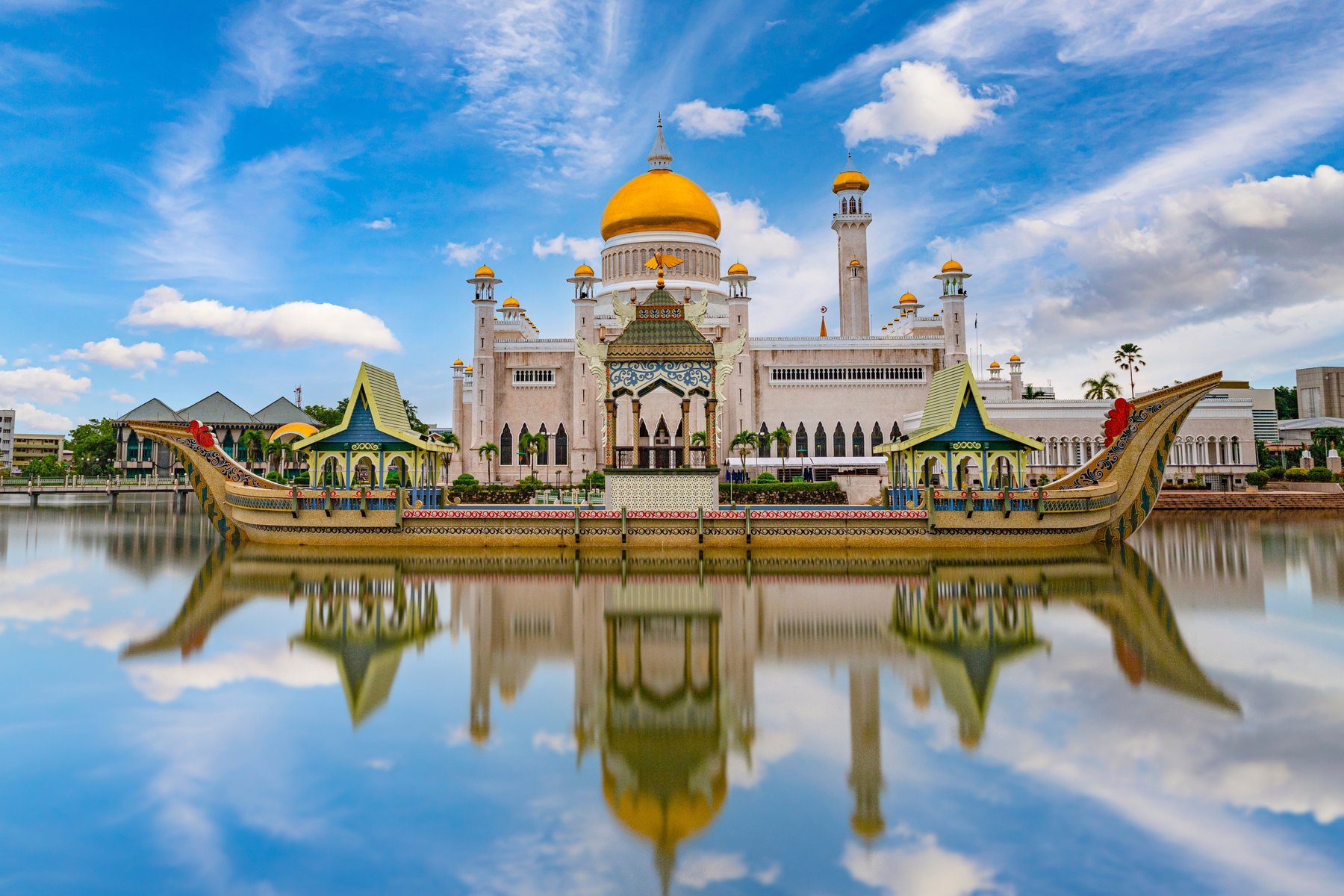 Brunei (Thánh Đường Jame As’r Hassanil Bolkiah - Bảo Tàng Regalia - Mangrove River Safari - Vườn Quốc Gia Temburong)
