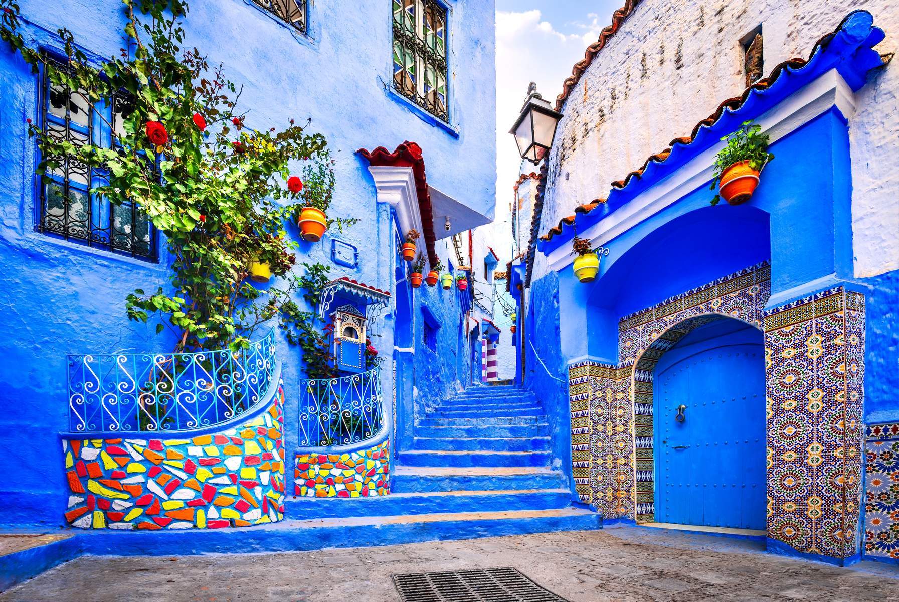Morocco (Marrakech - Ouarzazate - Erfoud - Merzouga - Midelt - Ifrane – Fes - Chefchaouen - Rabat - Casablanca)