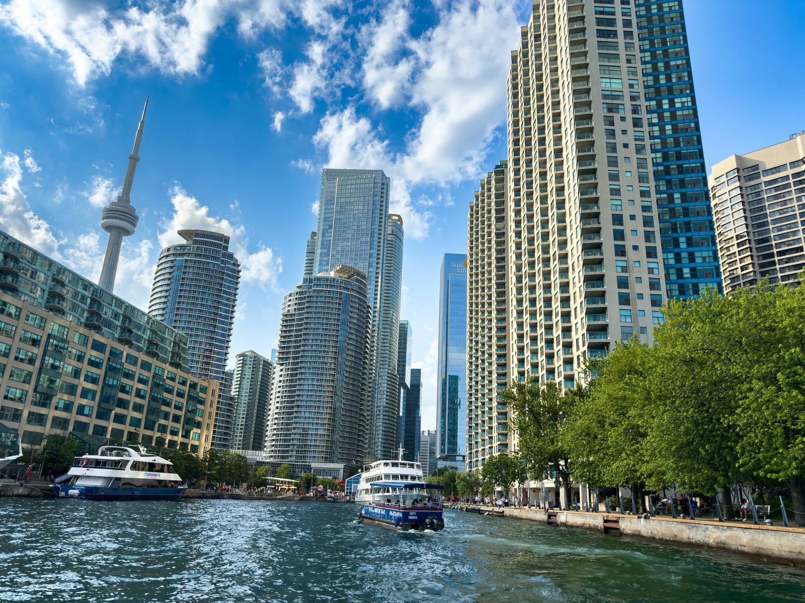 Canada (Vancouver - Montreal - Quebec - Ottawa - Thousand Island - Toronto - Niagara Falls)