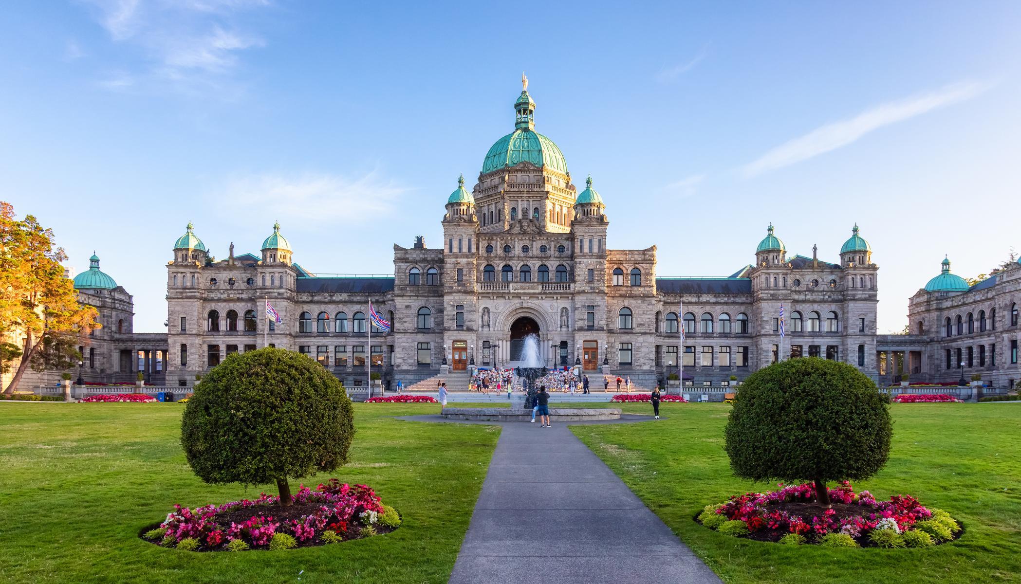Canada (Vancouver - Montreal - Quebec - Ottawa - Thousand Island - Toronto - Niagara Falls)