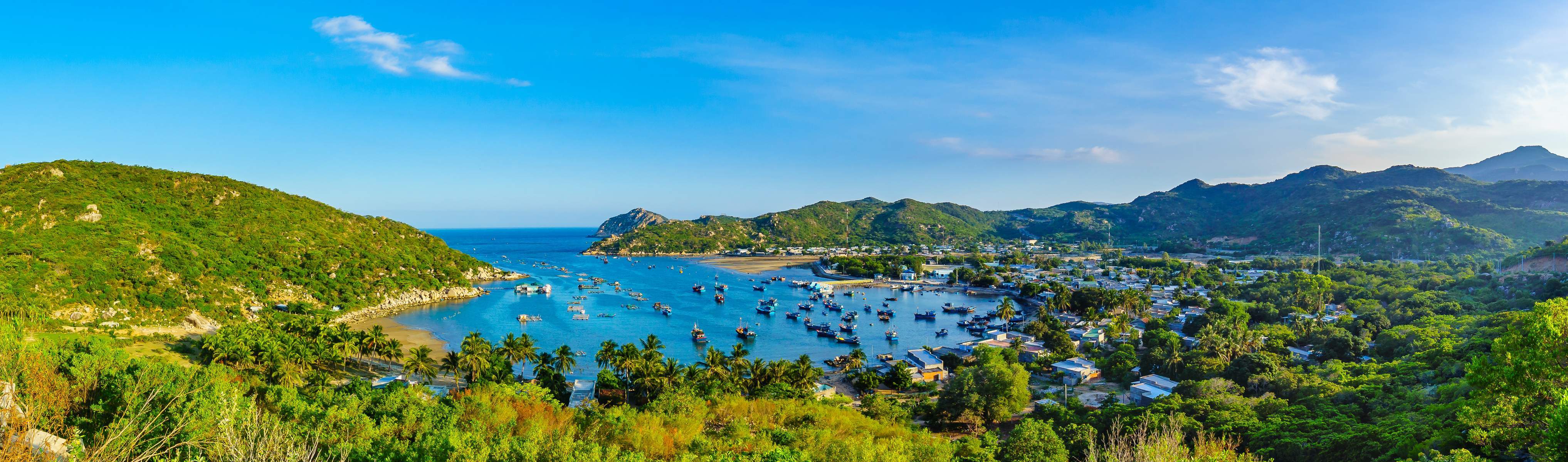 Ninh Chữ - Phan Thiết - Queen Farm - Trùng Sơn Cổ Tự - Thiền Viện Trúc Lâm Viên Ngộ - Vịnh Vĩnh Hy – Hang Rái - Vườn Nho – Tanyoli Mông Cổ