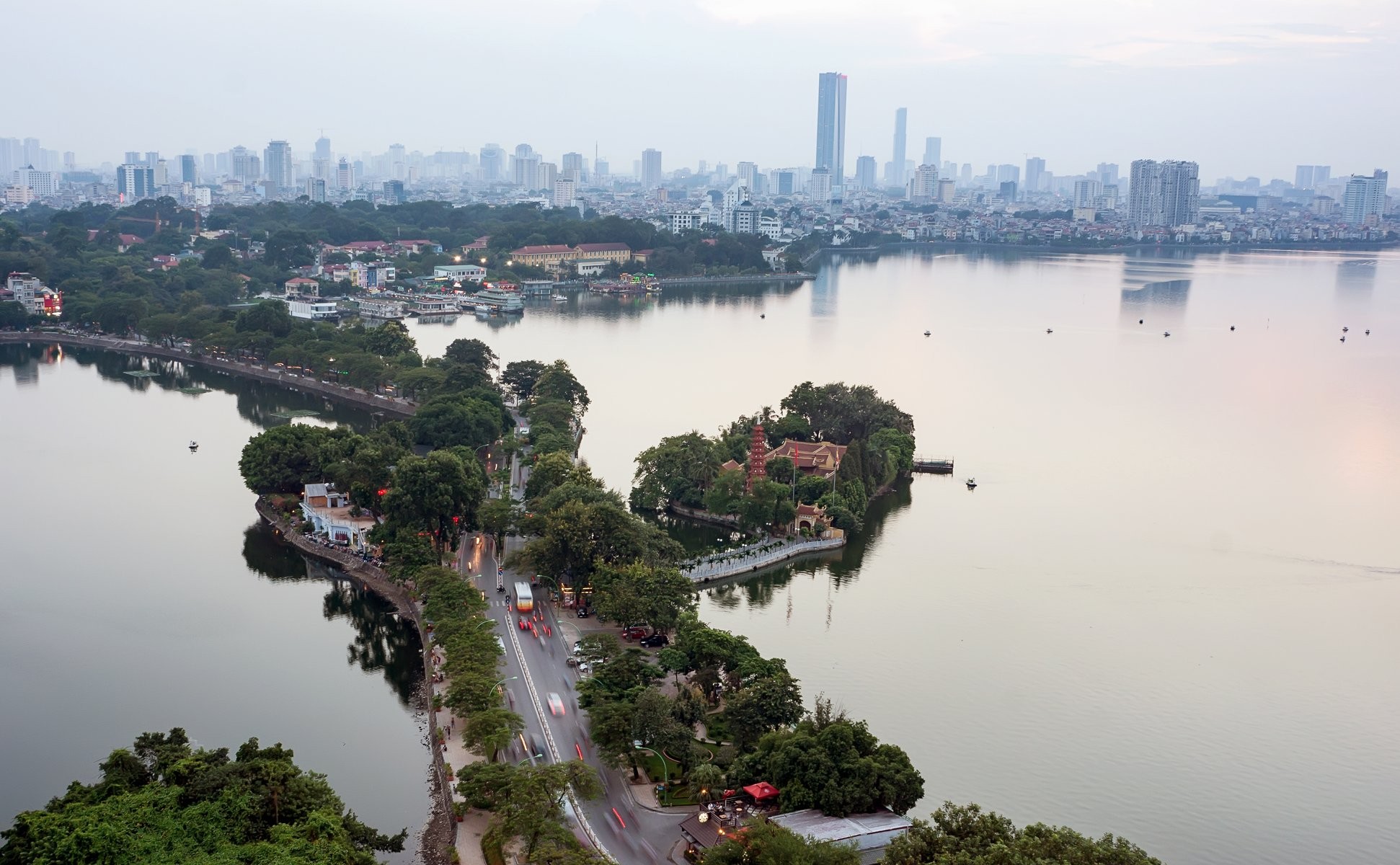 Hà Nội – Yên Tử – Hạ Long – Thủy Phi Cơ – Ninh Bình – Thung Nham – Bái Đính