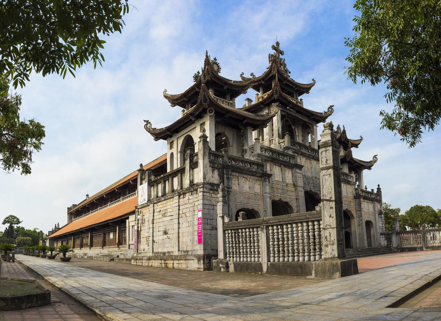 Yên Tử - Hạ Long - Ninh Bình - Hà Nội