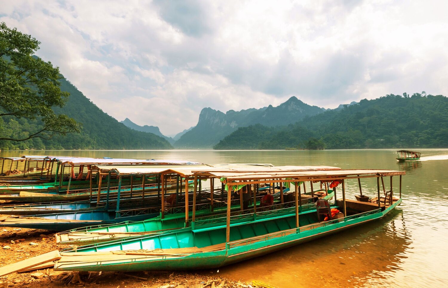 Hà Giang - Đồng Văn - Sông Nho Quế - Cao Bằng - Bản Giốc - Lạng Sơn