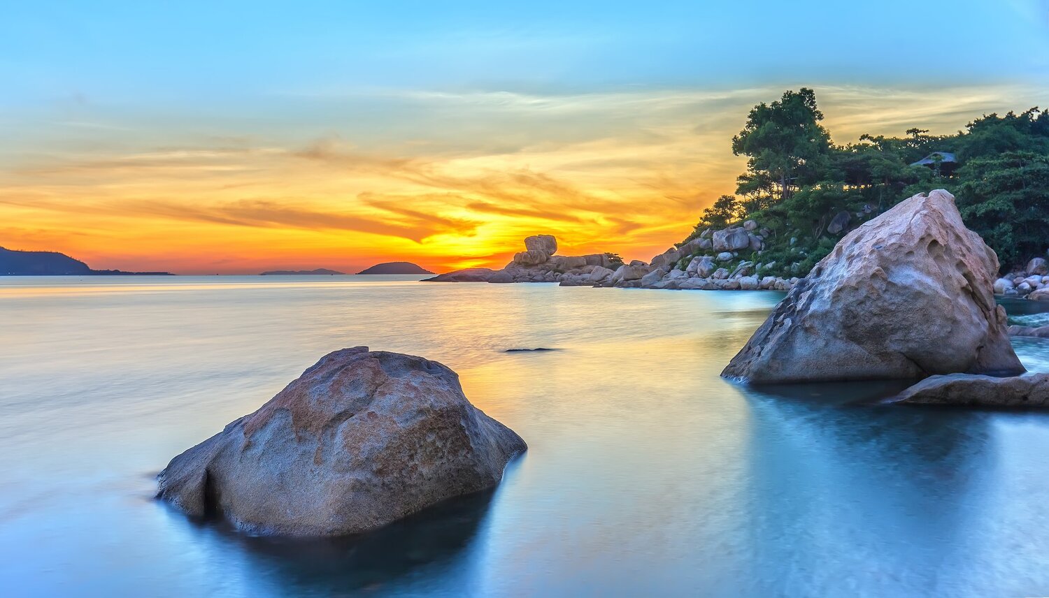 Nha Trang - Thác Yang Bay - Vui Chơi Vinwonders & Buffet Trưa Tắm Bùn Hòn Tằm & Buffet Trưa – The Silk Road Mũi Né