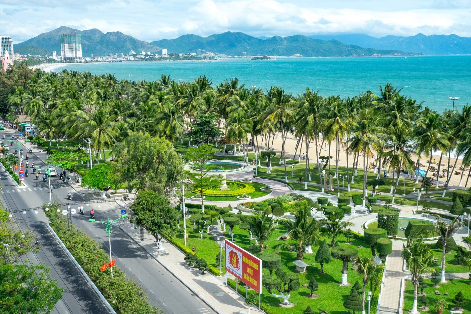 Nha Trang - Thác Yang Bay - Vui Chơi Vinwonders & Buffet Trưa Tắm Bùn Hòn Tằm & Buffet Trưa – The Silk Road Mũi Né