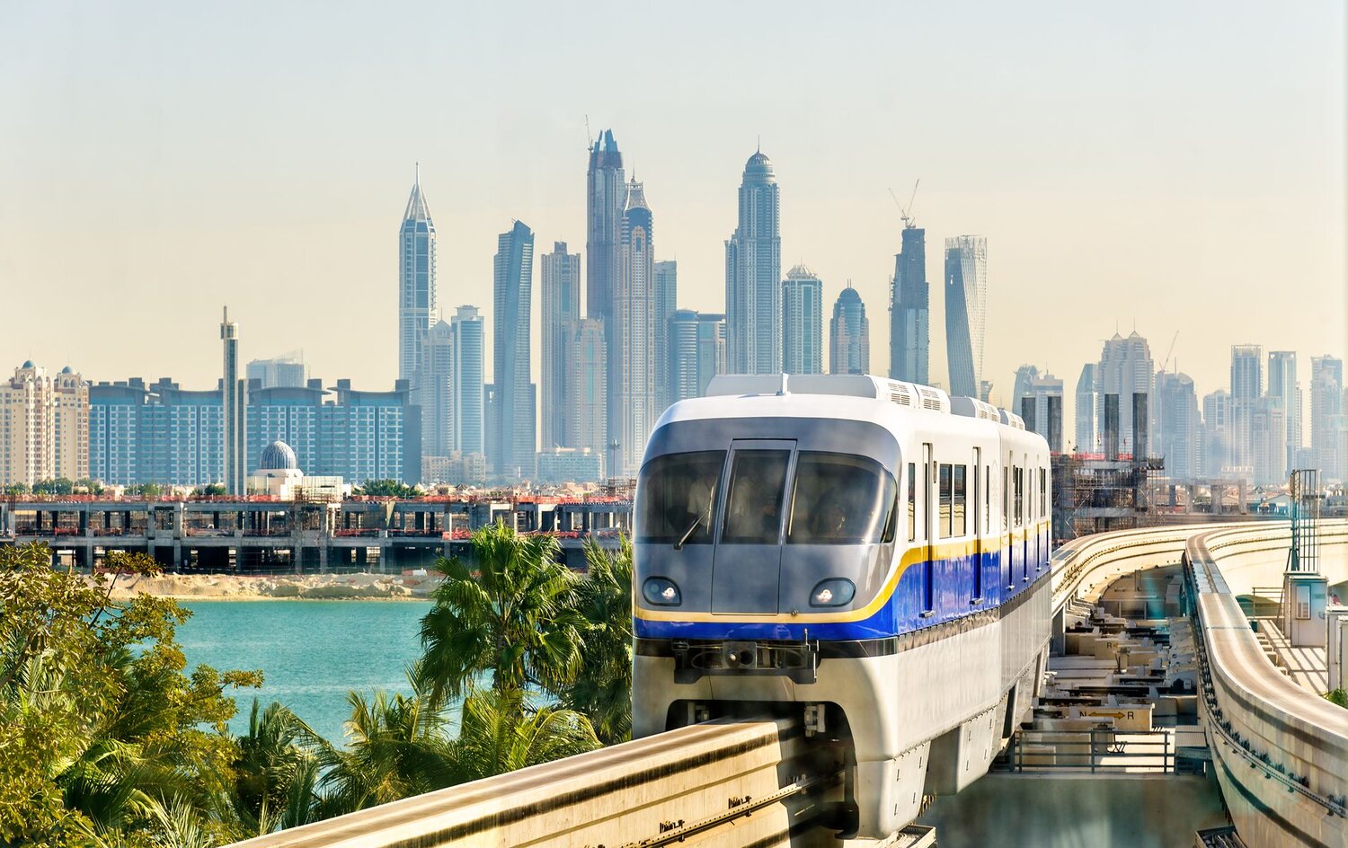 Dubai - Abu Dhabi (Tòa Tháp Burj Khalifa - Vườn Hoa Miracle - Sa Mạc Safari - Dinh Tổng Thống Qasr Al Watan)
