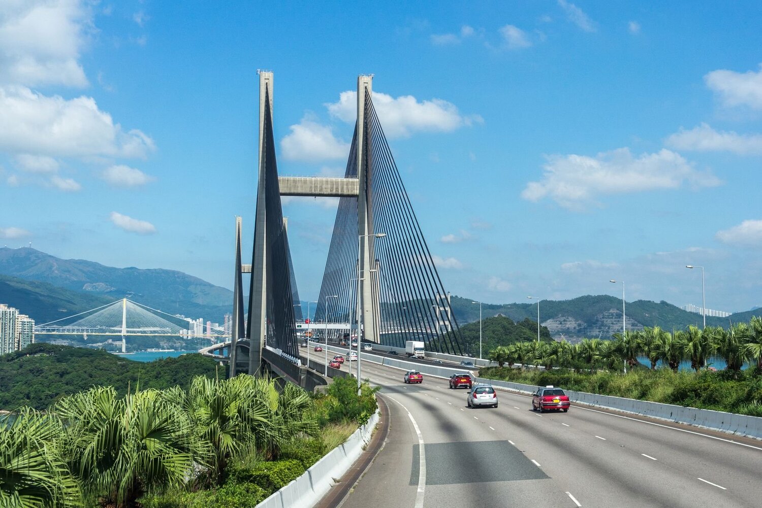 Hong Kong - Trung Quốc (Hong Kong - Thẩm Quyến - Quảng Châu)